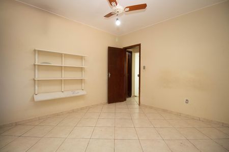 Casa à venda com 350m², 7 quartos e 4 vagasSuíte 1