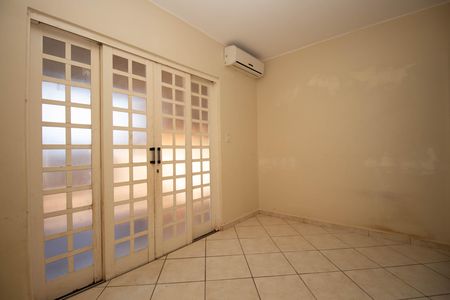 Casa à venda com 350m², 7 quartos e 4 vagasQuarto 5