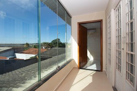 Casa à venda com 350m², 7 quartos e 4 vagasCorredor
