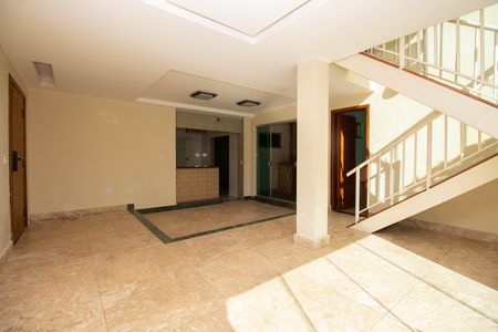 Sala de casa à venda com 7 quartos, 350m² em Condomínio Vivendas Friburgo, Brasília