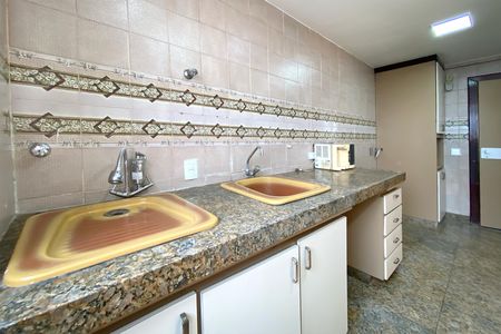 Apartamento para alugar com 170m², 4 quartos e 2 vagasCozinha