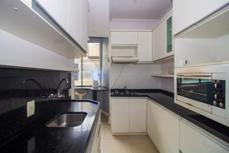 Apartamento para alugar com 75m², 3 quartos e sem vagaCozinha