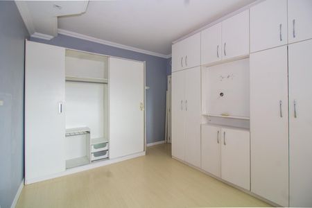 Quarto de apartamento para alugar com 3 quartos, 75m² em Independência, Porto Alegre