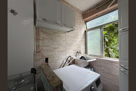 Apartamento à venda com 48m², 2 quartos e 1 vaga Apartamento à venda com 48m², 2 quartos e 1 vagaÁrea de serviço