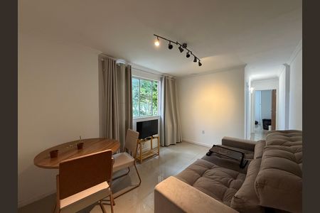 Apartamento à venda com 48m², 2 quartos e 1 vaga Apartamento à venda com 48m², 2 quartos e 1 vagaSala