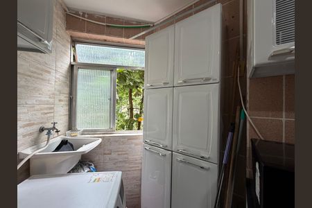 Apartamento à venda com 48m², 2 quartos e 1 vaga Apartamento à venda com 48m², 2 quartos e 1 vagaÁrea de serviço