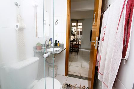 Apartamento para alugar com 45m², 2 quartos e 1 vagaBanheiro Social