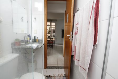 Apartamento para alugar com 45m², 2 quartos e 1 vagaBanheiro Social