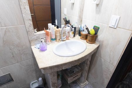 Casa à venda com 215m², 3 quartos e 1 vagaBanheiro Social
