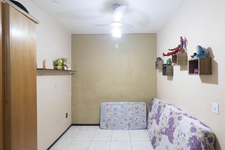 Casa à venda com 215m², 3 quartos e 1 vagaQuarto 2