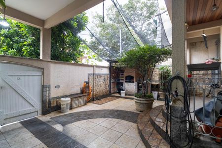 Casa à venda com 215m², 3 quartos e 1 vagaÁrea externa