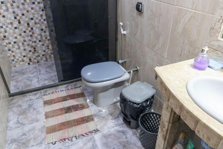 Casa à venda com 215m², 3 quartos e 1 vagaBanheiro Social