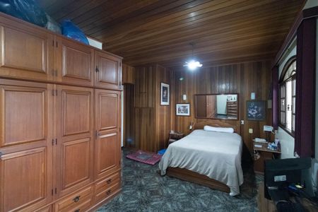 Casa à venda com 215m², 3 quartos e 1 vagaQuarto 1