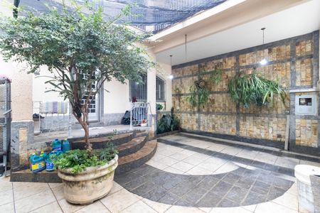 Casa à venda com 215m², 3 quartos e 1 vagaÁrea externa