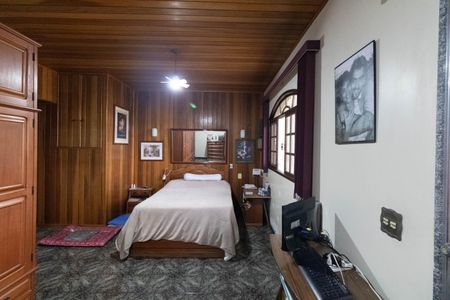 Casa à venda com 215m², 3 quartos e 1 vagaQuarto 1