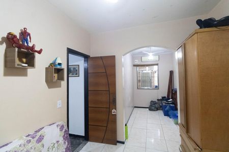 Casa à venda com 215m², 3 quartos e 1 vagaQuarto 2