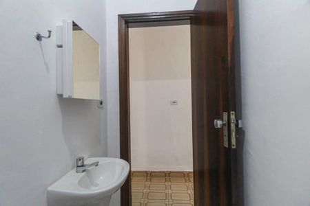 Casa para alugar com 60m², 2 quartos e sem vagaBanheiro