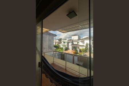 Casa de condomínio à venda com 250m², 3 quartos e 3 vagas Casa de condomínio à venda com 250m², 3 quartos e 3 vagasVaranda da Suíte 2