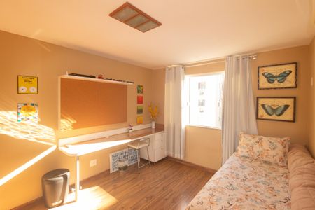 Casa de condomínio à venda com 250m², 3 quartos e 3 vagas Casa de condomínio à venda com 250m², 3 quartos e 3 vagasSuíte 3
