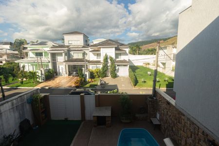 Casa de condomínio à venda com 250m², 3 quartos e 3 vagas Casa de condomínio à venda com 250m², 3 quartos e 3 vagasVista da Varanda da Suíte 2