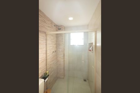 Casa de condomínio à venda com 250m², 3 quartos e 3 vagas Casa de condomínio à venda com 250m², 3 quartos e 3 vagasBanheiro da Suíte 3