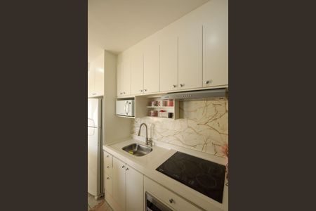 Apartamento para alugar com 36m², 2 quartos e sem vagaCozinha integrada com Área de serviço