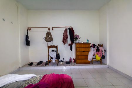 Casa à venda com 472m², 5 quartos e 4 vagas Casa à venda com 472m², 5 quartos e 4 vagasCasa 1 - Quarto 2