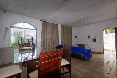 Casa à venda com 472m², 5 quartos e 4 vagas Casa à venda com 472m², 5 quartos e 4 vagasCasa 1 - Sala