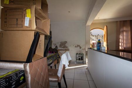 Casa à venda com 472m², 5 quartos e 4 vagas Casa à venda com 472m², 5 quartos e 4 vagasCasa 2 - Sala