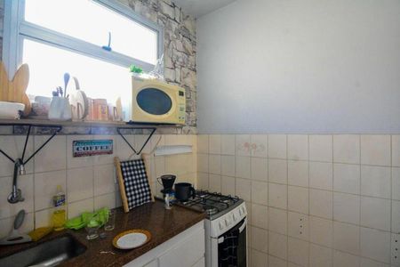 Apartamento à venda com 2 quartos, 46m² em Estoril, Belo Horizonte