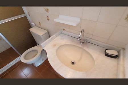 Apartamento para alugar com 65m², 2 quartos e 2 vagasBanheiro 
