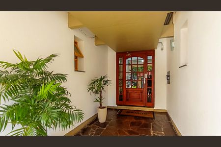Apartamento para alugar com 65m², 2 quartos e 2 vagasEntrada do prédio 