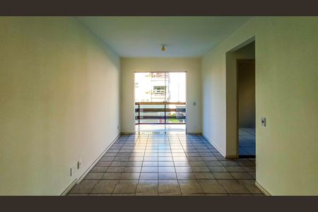 Sala  de apartamento para alugar com 2 quartos, 65m² em Partenon, Porto Alegre