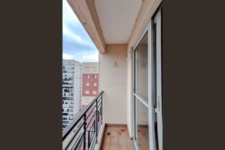 Apartamento à venda com 64m², 3 quartos e 1 vaga Apartamento à venda com 64m², 3 quartos e 1 vagaVaranda da Sala