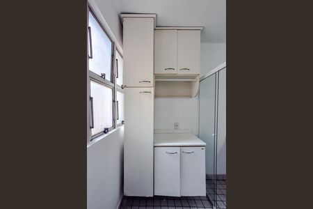 Apartamento à venda com 64m², 3 quartos e 1 vaga Apartamento à venda com 64m², 3 quartos e 1 vagaÁrea de Serviço