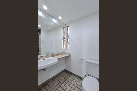 Apartamento à venda com 64m², 3 quartos e 1 vaga Apartamento à venda com 64m², 3 quartos e 1 vagaBanheiro