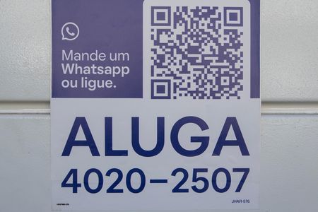 Casa para alugar com 100m², 4 quartos e 2 vagas Casa para alugar com 100m², 4 quartos e 2 vagasPlaca instalada em 31/05, Código 1ASP900-576 JHAR-576)