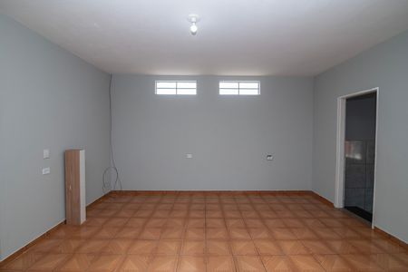 Casa para alugar com 100m², 4 quartos e 2 vagas Casa para alugar com 100m², 4 quartos e 2 vagasSala