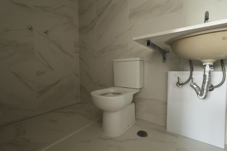 Apartamento à venda com 144m², 3 quartos e 2 vagasBanheiro da Suíte 1