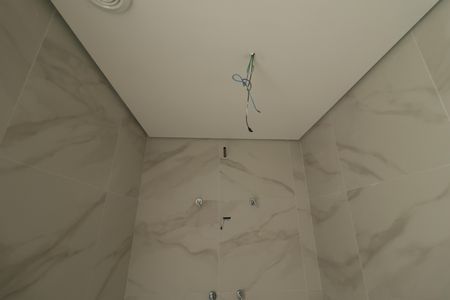 Apartamento à venda com 144m², 3 quartos e 2 vagasBanheiro da Suíte 1