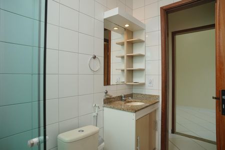 Apartamento para alugar com 63m², 2 quartos e 1 vaga Apartamento para alugar com 63m², 2 quartos e 1 vagaBanheiro