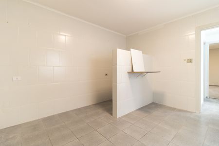 Cozinha  de casa para alugar com 1 quarto, 45m² em Vila Brasilio Machado, São Paulo