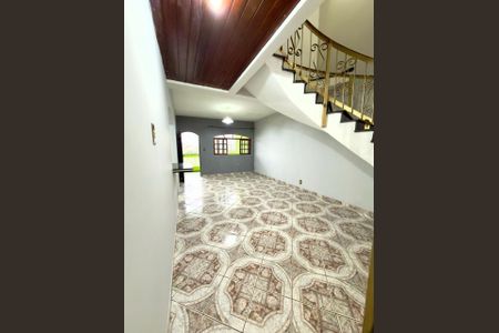 Sala de casa à venda com 3 quartos, 315m² em Vila Vitória, Santo André