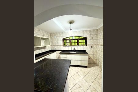 Cozinha de casa à venda com 3 quartos, 315m² em Vila Vitória, Santo André