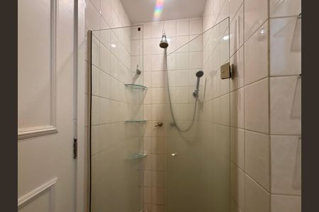 Apartamento para alugar com 95m², 2 quartos e 3 vagasBanheiro social