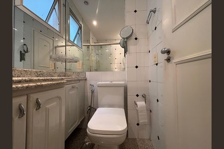 Apartamento para alugar com 95m², 2 quartos e 3 vagasSuíte - banheiro