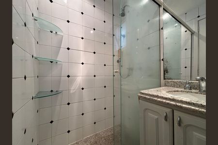 Apartamento para alugar com 95m², 2 quartos e 3 vagasSuíte - banheiro