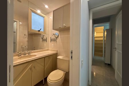 Apartamento para alugar com 95m², 2 quartos e 3 vagasBanheiro social