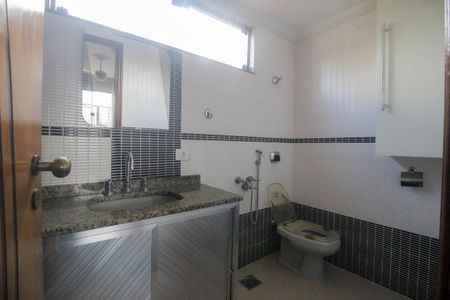 Apartamento para alugar com 400m², 3 quartos e 3 vagas Apartamento para alugar com 400m², 3 quartos e 3 vagasBanheiro da Suíte 3