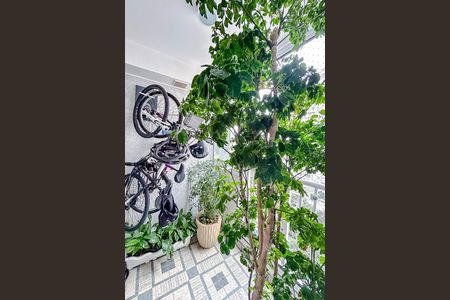 Apartamento para alugar com 55m², 2 quartos e 1 vagaVaranda